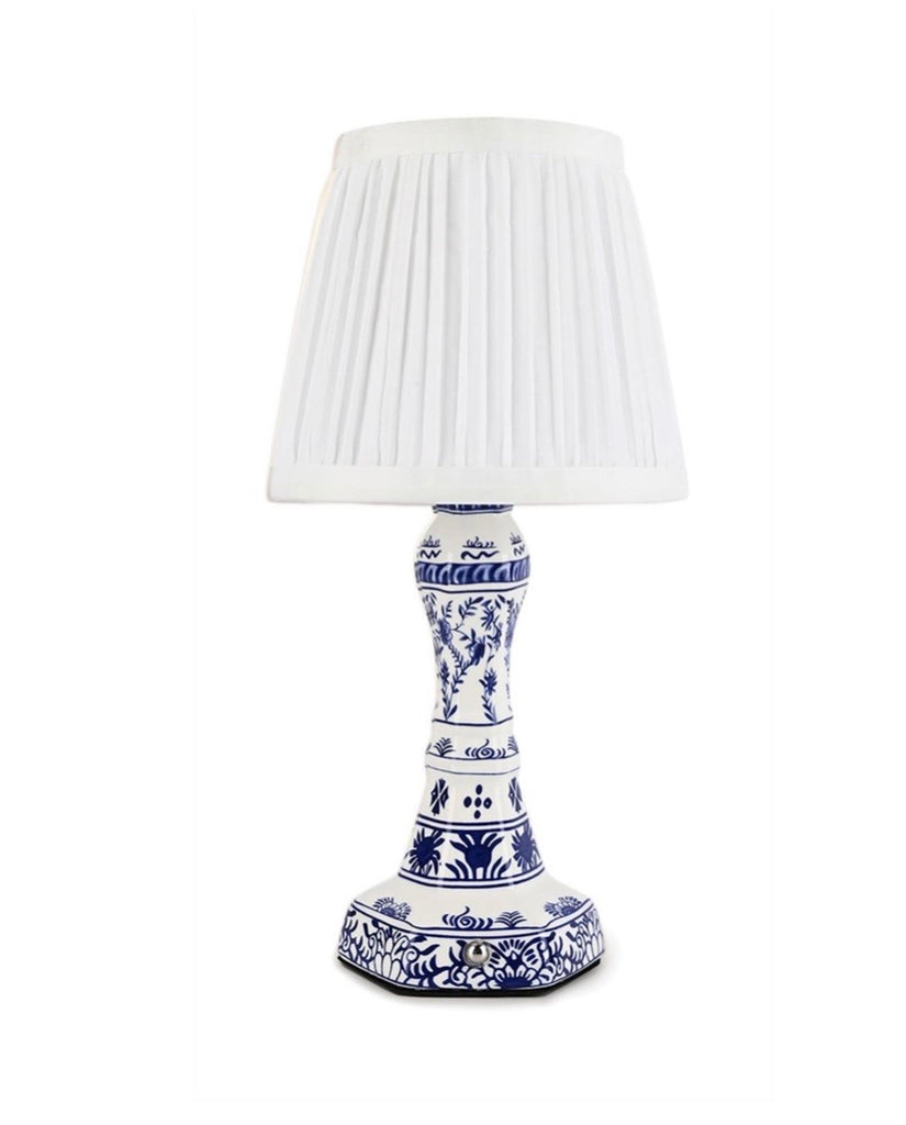 Chinoiserie LED Floral Table Lamp