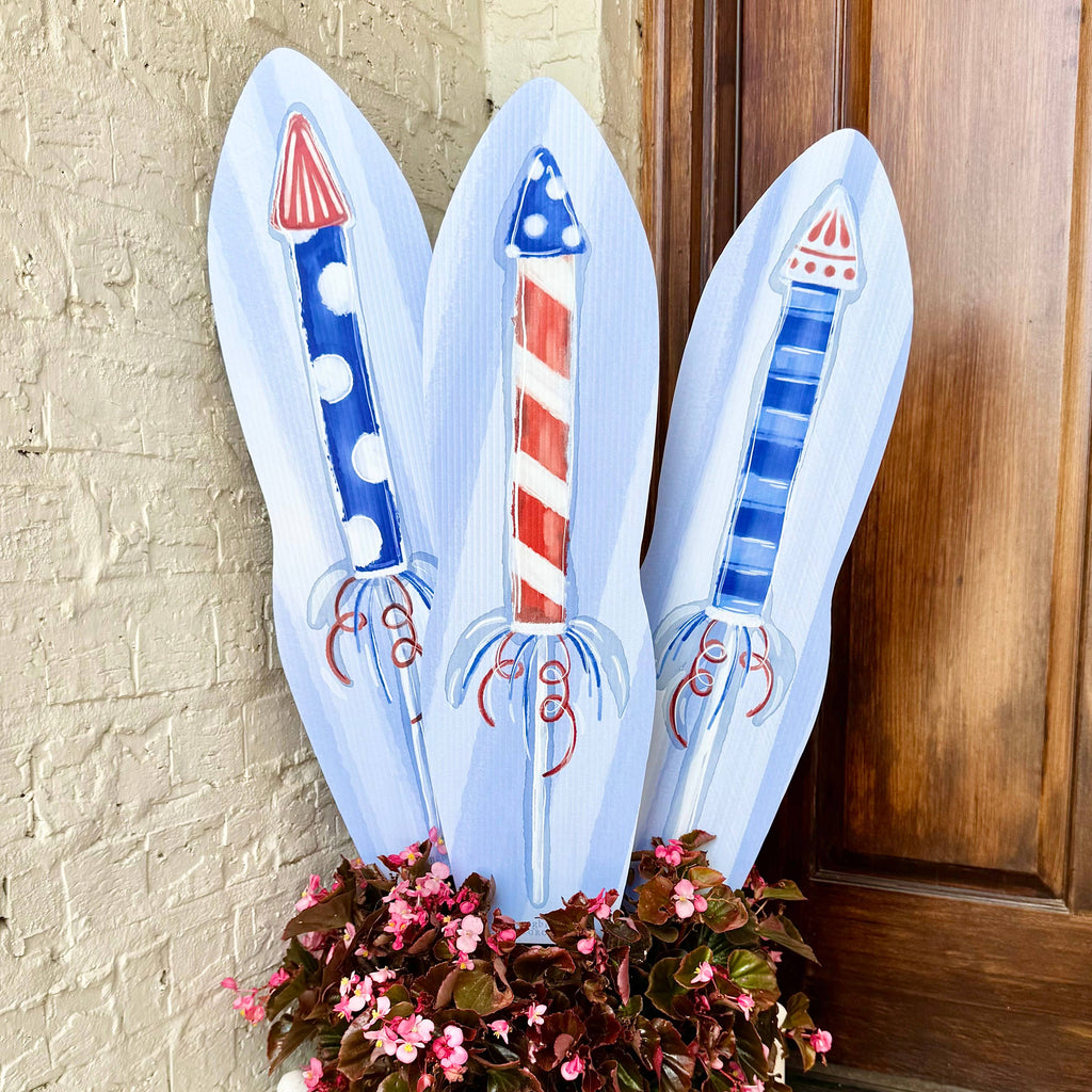 Patriotic Bottle Rocket Set Yard Art
